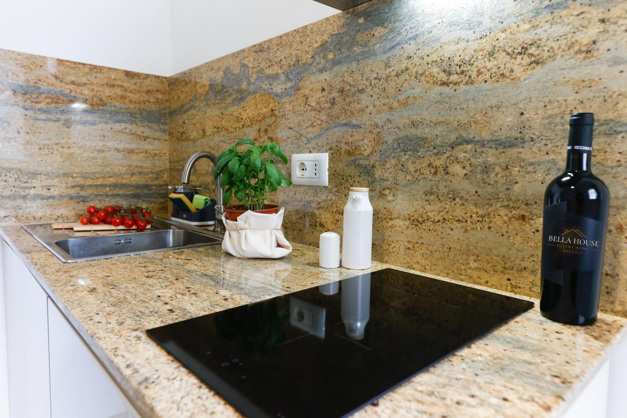 Apartament Elegante Bilocale Con Giardino Lecce Zewnętrze zdjęcie